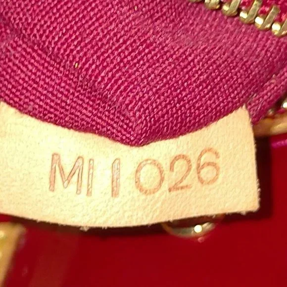 Louis Vuitton Tote Bag Read PM Red Vernis 009188M - Picture 3 of 13